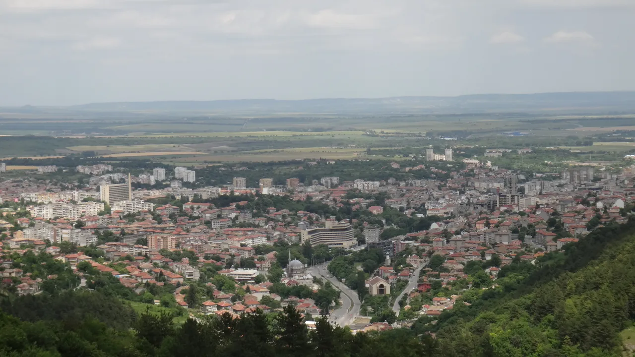 Shumen seen from the Shumen Plateau