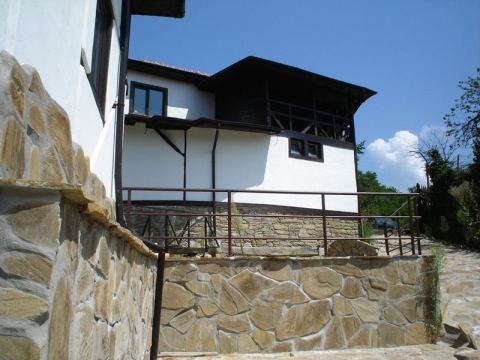 Photo 2 of 4 from Antiva Real Estates Ltd
