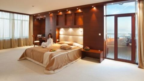 Photo 1 of 9 from Hotel Bulgaria