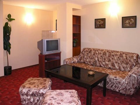 Photo 2 of 10 from Shipka IT hotel