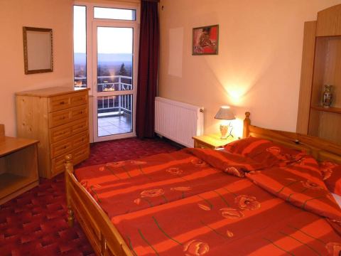 Photo 3 of 10 from Shipka IT hotel