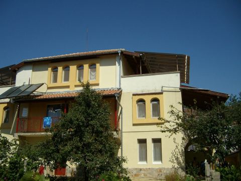 Photo 3 of 7 from House Iliana