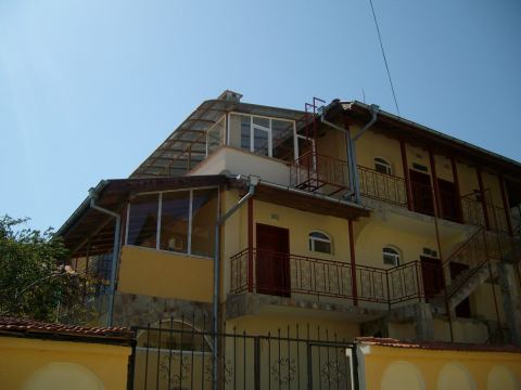 Photo 4 of 7 from House Iliana