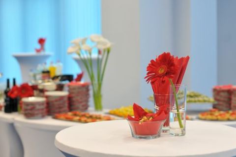 Photo 2 of 6 from Luxe Catering