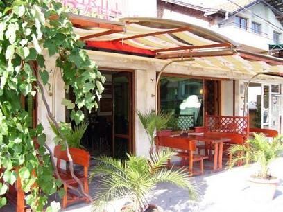 Photo 1 of 8 from Hotel Laguna Kraimorie