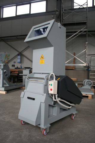 Photo 1 of 6 from VESPA VP Ltd.