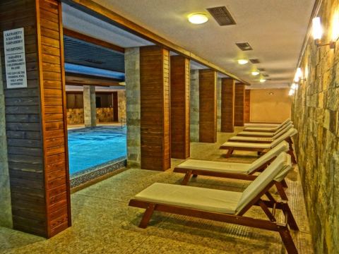 Photo 4 of 10 from Grand Royale Hotel & SPA