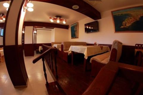 Photo 6 of 9 from Hotel Akre