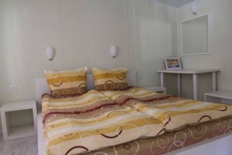 Photo 4 of 9 from Hotel Anchor