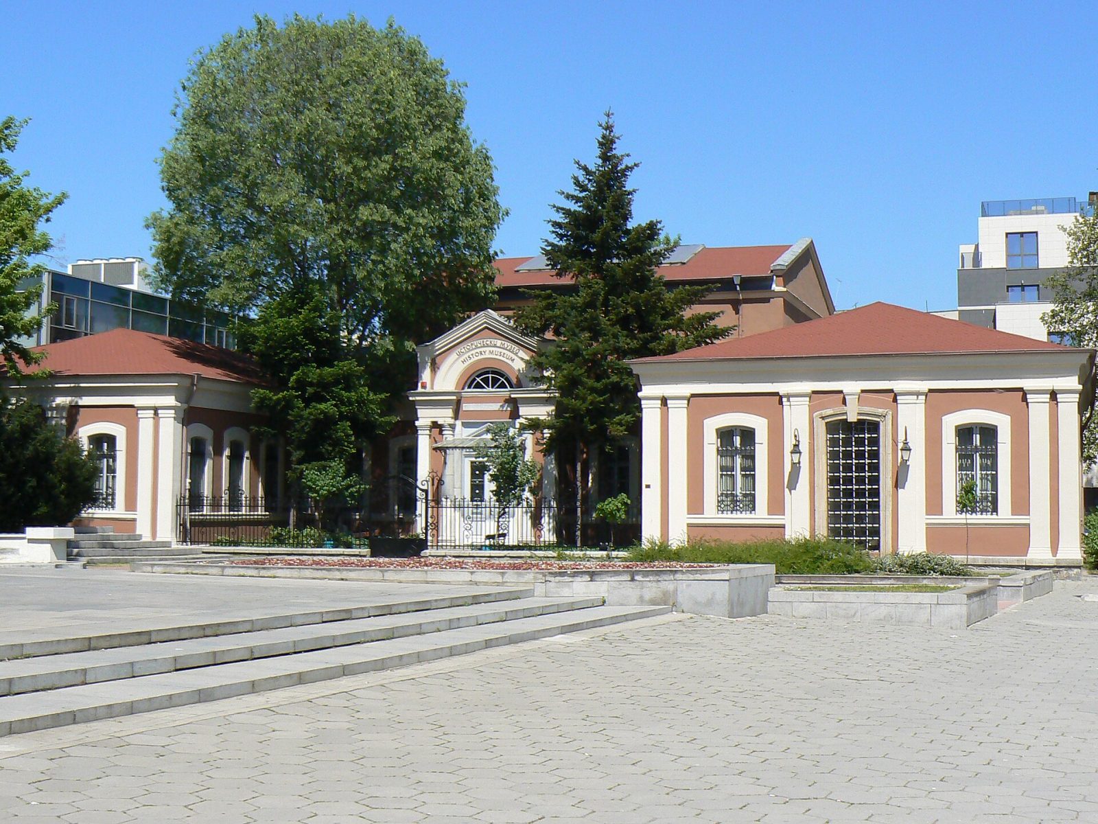 Plovdiv: Roman Theatre, History and Ethnographic Museums, Hindliyan House