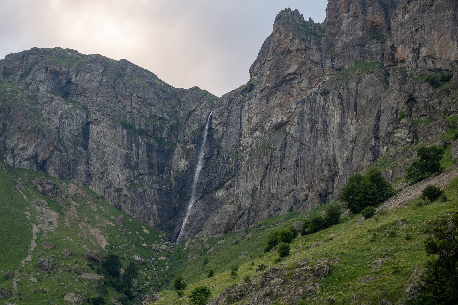 Rayskoto Praskalo Waterfall