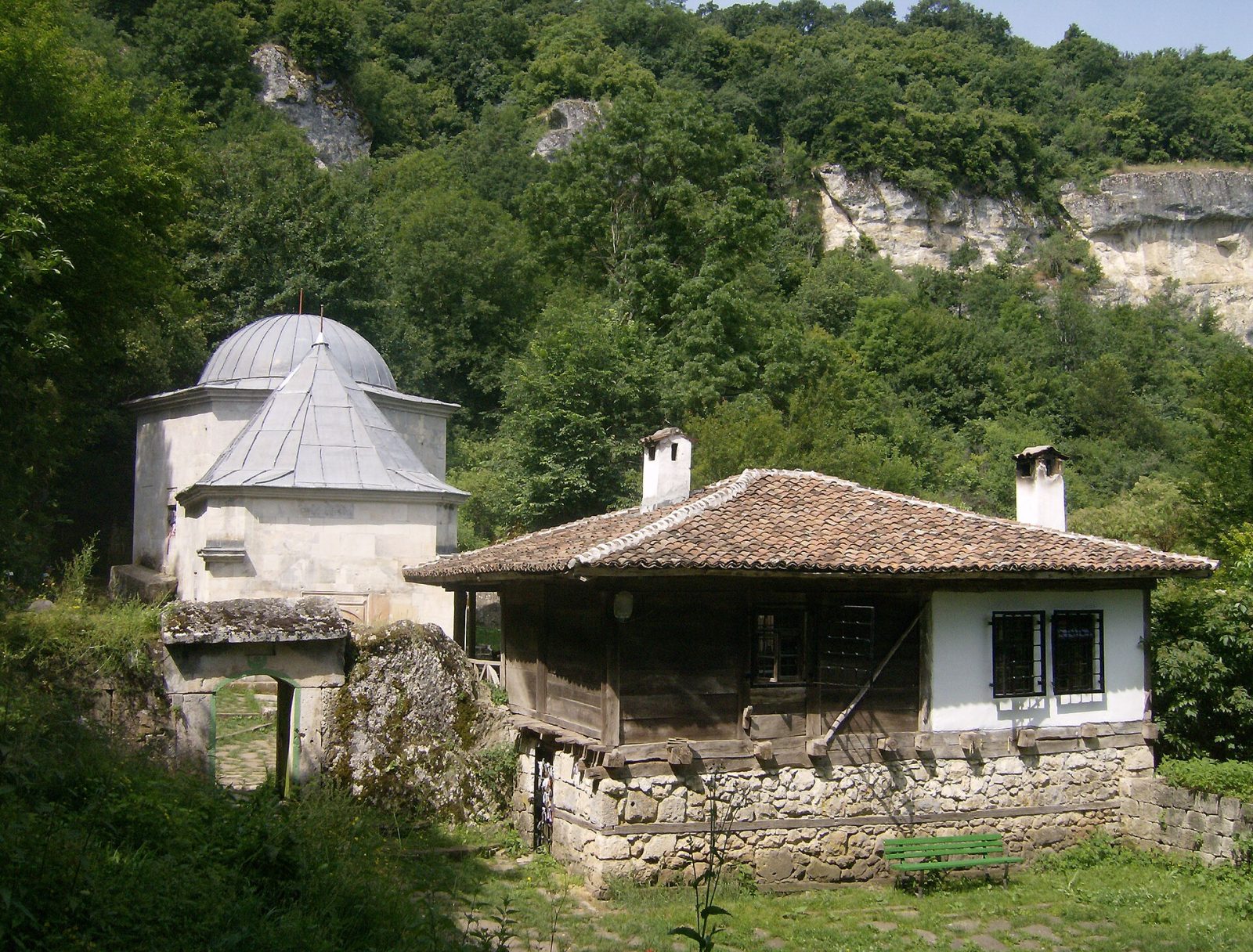 Sboryanovo Reserve: Helis, Demir Baba Tekke and Isperih Museum