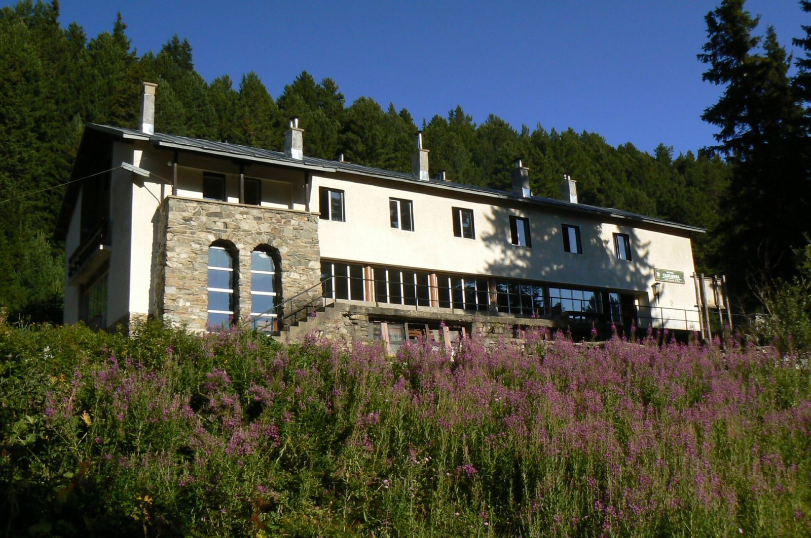 Skakavitsa Hut and the Seven Rila Lakes