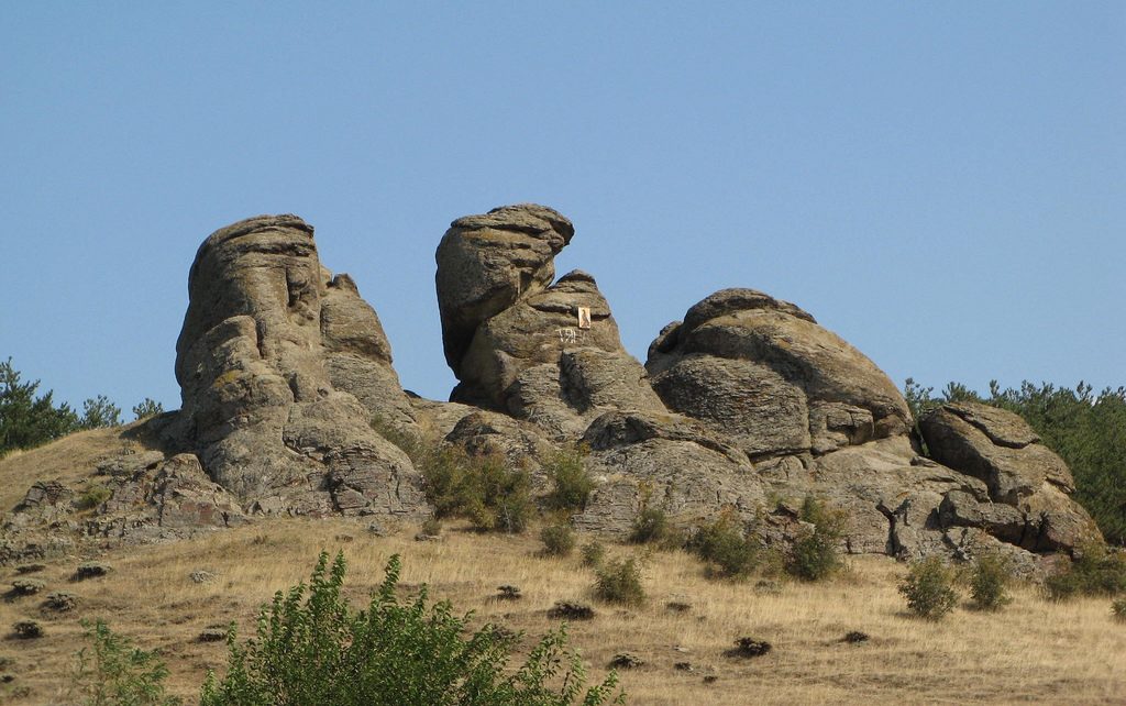 Three Brothers Rock Formation, Aytos